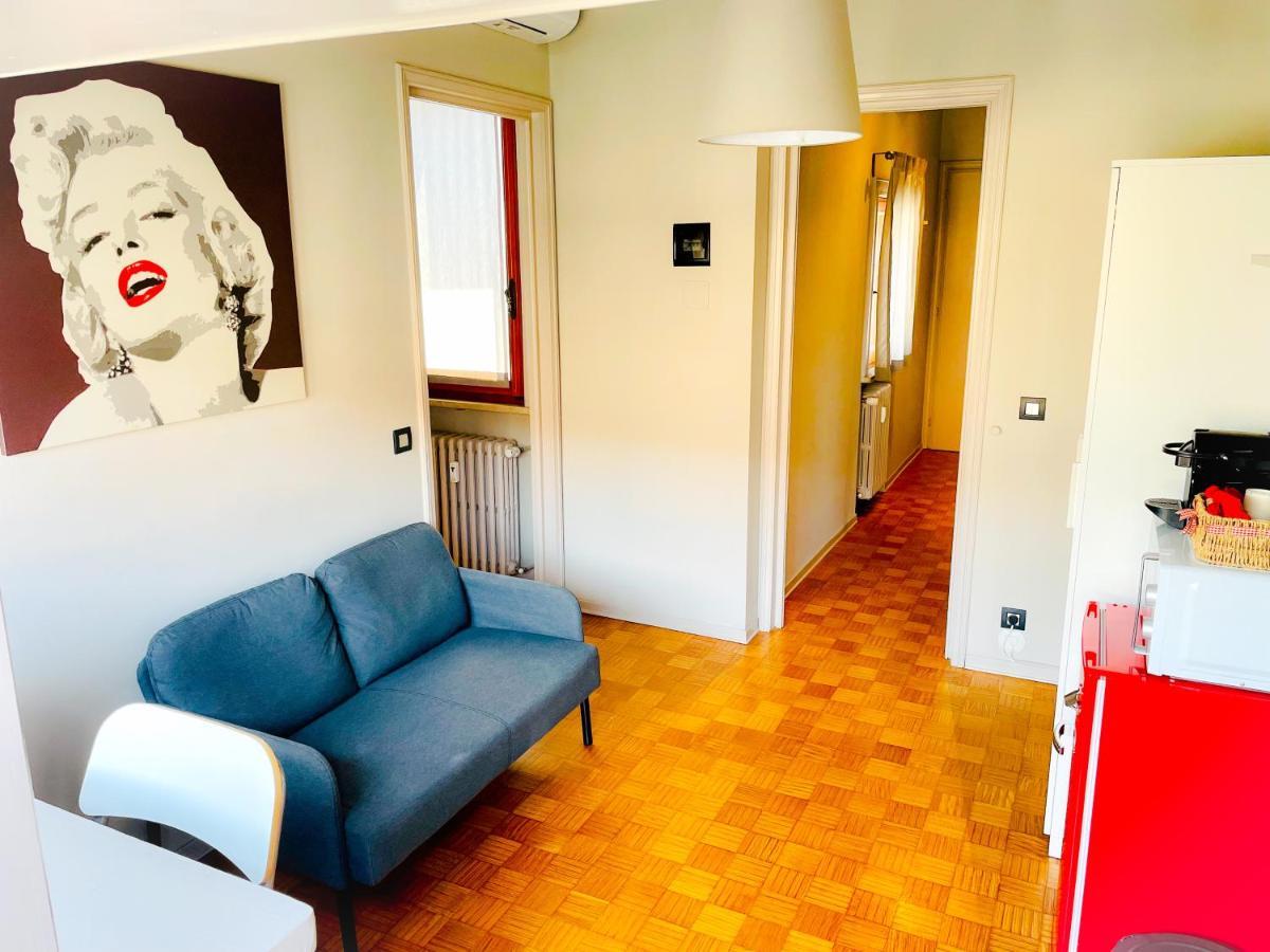 Pilotta'S Balcony Apartment Parma Luaran gambar
